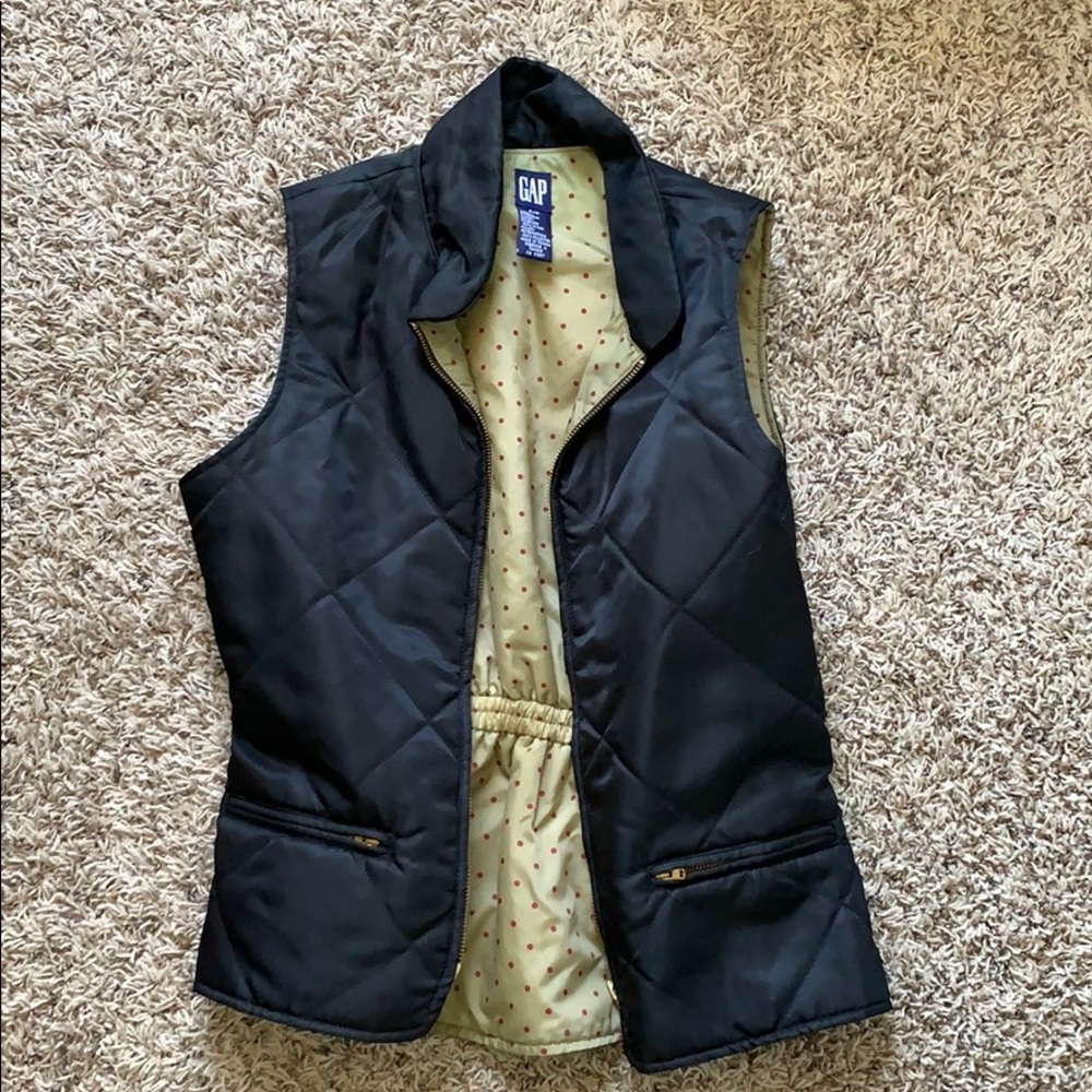 Gap vest